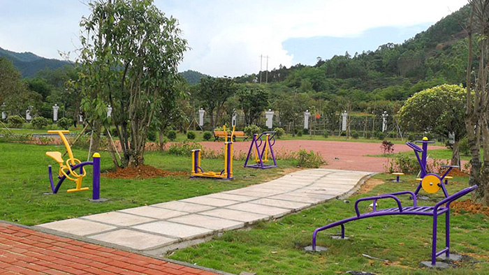 南寧好和家園小區(qū)健身器材安裝故事