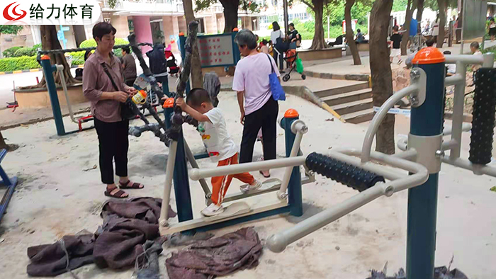 小區(qū)健身器材廠家