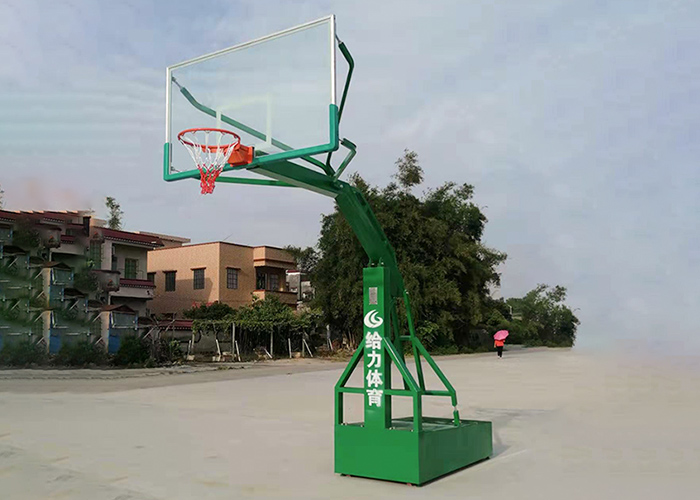 移動(dòng)籃球架